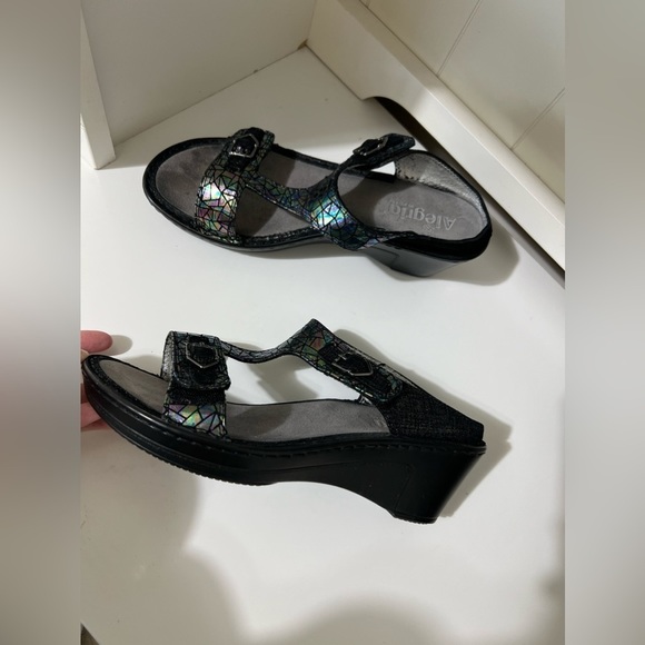 Alegría Sanita Adjustable Buckle Leather Irridescent sandals size 39 - Picture 6 of 10